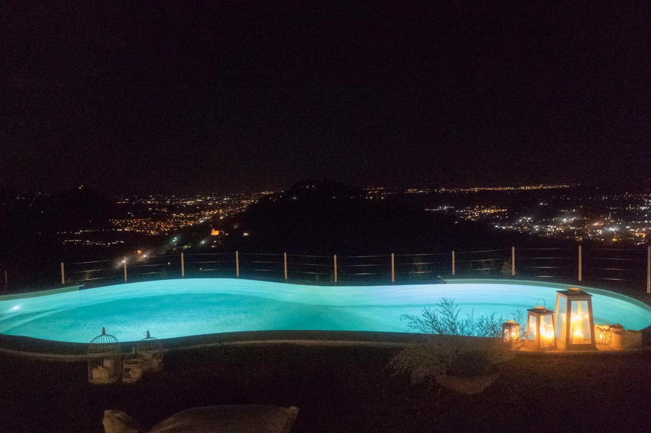 Casa Loretta, Your Luxurious Getaway With Stunning Views Nievole Екстериор снимка