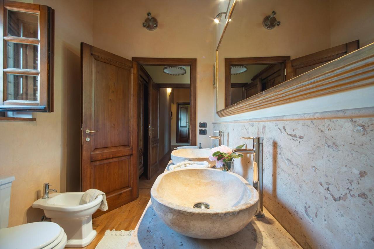 Casa Loretta, Your Luxurious Getaway With Stunning Views Nievole Екстериор снимка